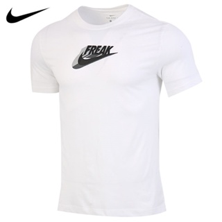 【พร้อมส่ง】ของแท้ 100% Nike เสื้อยืดแขนสั้น ระบายอากาศ พิมพ์ลายโลโก้ Brother Big สําหรับผู้ชาย CV1096-010-100