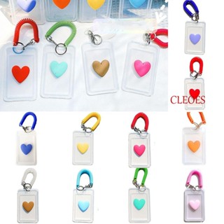 Cleoes เคสใส่บัตร แบบพลาสติกใส ลายหัวใจน่ารัก พร้อมพวงกุญแจ สายคล้องยืดหยุ่น สไตล์เกาหลี สําหรับผู้หญิง