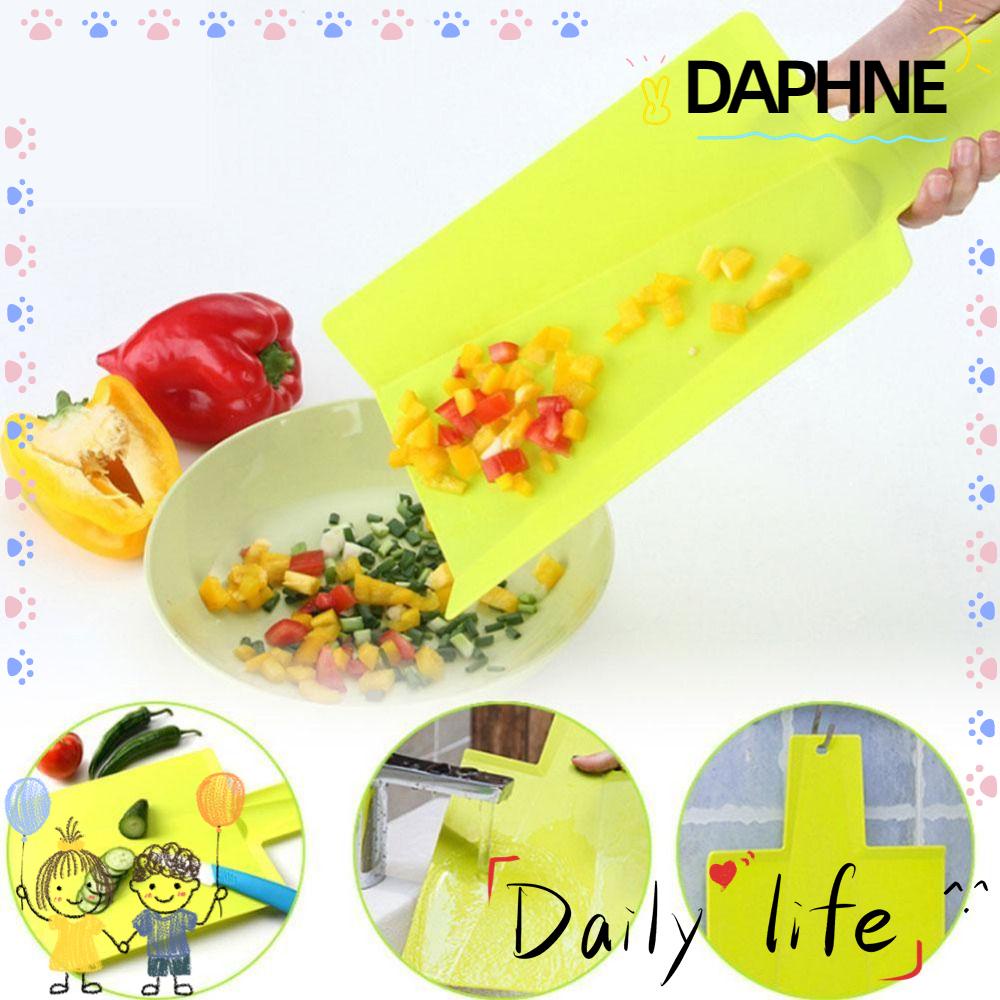 Daphne เขียงพลาสติกมัลติฟังก์ชั่นเป็นมิตรกับสิ่งแวดล้อมเครื่องมือทําอาหาร / พับได้หลากสี