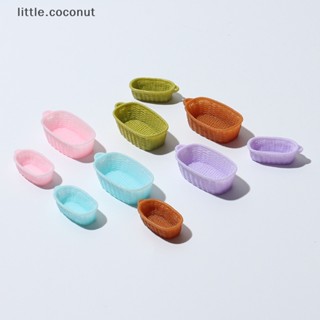 [little.coconut] ตะกร้าผลไม้จําลอง ขนาดเล็ก สําหรับตกแต่งบ้านตุ๊กตา 2 ชิ้น