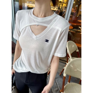 J655 CEL * N 2023 spring and summer new letter embroidery three-dimensional logo logo collar irregular triangle around hollow design T-shirt