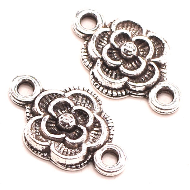 Charms, Pendants & Ornaments 1 บาท จี้สร้อยคอ โลหะผสมเงิน รูปดอกกุหลาบ สไตล์ทิเบตโบราณ ขนาด 20×12 เมตร Fashion Accessories