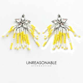 ต่างหูดาว ลูกปัด สีเหลือง สวยใส่สบาย น้ำหนักเบา Unreasonable Accessories UA0547-03