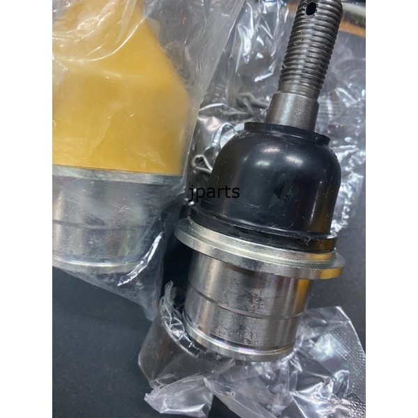ลูกหมากปีกนกล่างNissan 350z Z33 fairlady ปี2003-2009