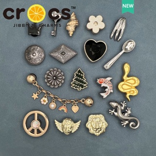 ใหม่ crocs jibbitz คุณภาพสูง หัวเข็มขัดโลหะ สไตล์เรโทร สําหรับตกแต่งรองเท้า crocs DIY