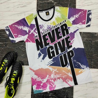 ใหม่ล่าสุด # เสื้อยืดวิ่งผู้ชาย : ผ้าลายข้าว คุณภาพสูง * Never give up * Never give up (K-1002)