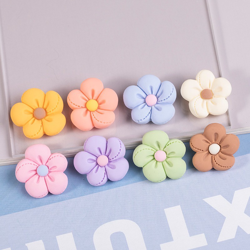 Crocs Jibbitz การ์ตูนเรซิ่น Charm สีดอกไม้ Frosted ห้ากลีบดอกไม้ 2.5D DIY รองเท้าเรซิ่น Charm ปุ่ม 1 ชิ้น