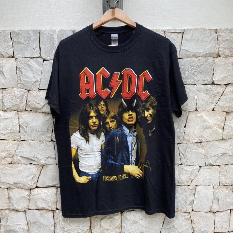 เสื้อยืดผู้ชาย เตรียมจัดส่ง เสื้อวง ACDC HIGHWAY TO HELL ลิขสิทธิ์แท้ จากUSA ลาย เกรด