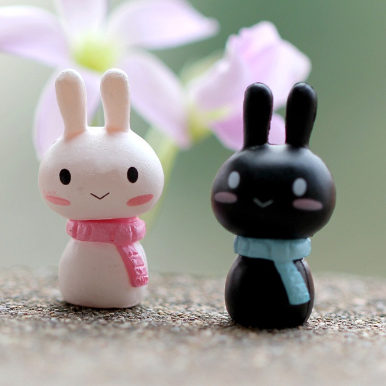 2ชิ้นผ้าพันคอกระต่ายตุ๊กตาคู่ตกแต่งกระต่ายน้อยสีขาวเล็กๆน้อยๆไมโครภูมิทัศน์หลายเนื้อตกแต่ง