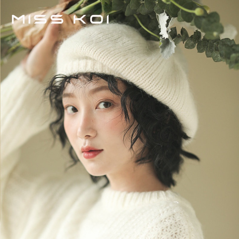 Misskoi [พร้อมส่ง] หมวกเบเร่ต์ ผ้าวูลถัก ผ้ากํามะหยี่ขนนิ่ม ขนาดใหญ่ สีขาว แฟชั่นฤดูใบไม้ร่วง ฤดูหนาว สําหรับผู้หญิง