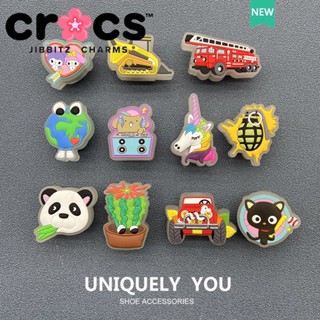 Crocs jibbitz ใหม่ บักเกิลติดรองเท้า Crocs ลายดอกไม้ มีไฟ LED 2023