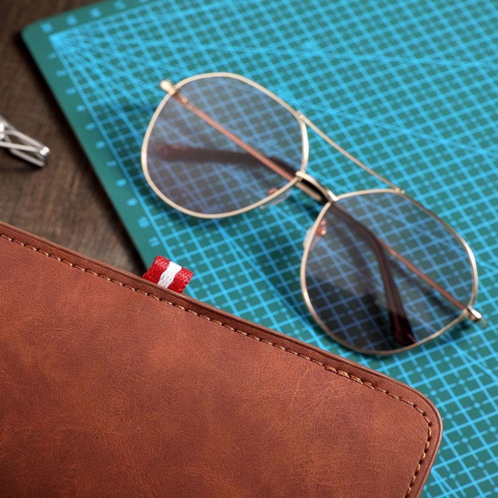 Qqmall กระเป๋าหนัง PU ทรงสี่เหลี่ยมผืนผ้า สีพื้น สําหรับใส่แว่นตาอ่านหนังสือ เครื่องประดับ