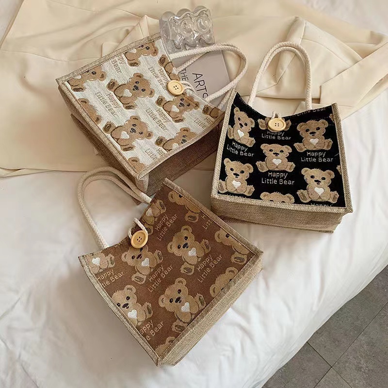 พร้อมส่งในไทย-กระเป๋าถือลายหมีน่ารัก แฟชั่นมาใหม่ #BAG011