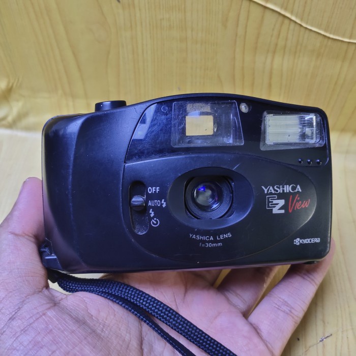 Yashica EZ View Kyocera กล้องอนาล็อก รุ่นที่สอง