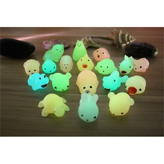 [TinChingT] ของเล่นบีบสกุชชี่ Mochi Sheep Squishy Kawaii น่ารัก เรืองแสง สําหรับสะสม [ใหม่]