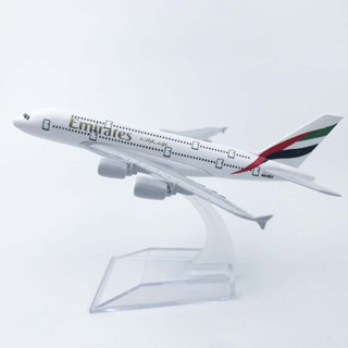 Emirates  Airbus 16CM Airlines Die Cast Metal Desk Aircraft Plane Model