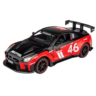 [พร้อมส่ง] โมเดลรถยนต์อัลลอย 1: 24 Nissan GTR Chenghai 5D6S