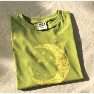 【HOT】Moony T-shirt #เสื้อยืดสีเขียว #สกรีนลายพระจันทร์ #tshirt #เสื้อเขียว #เสื้อยืด