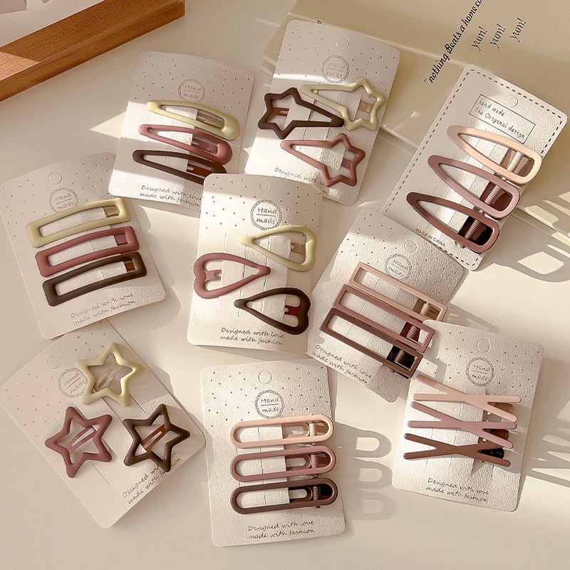 2023 Milk Coffee Color Star Hair Clip Girls Simple All-Match Hair Accessories