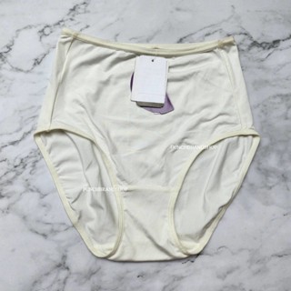 ABINA กางเกงชั้นใน รุ่น PANTY ZONE รหัส SUZ1505 / suz420 สีครีม