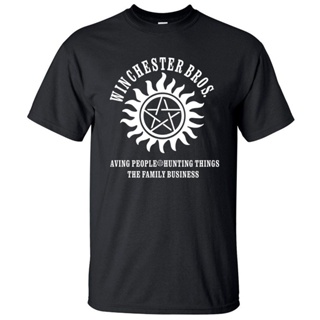 ขายดี เสื้อยืด ผ้าฝ้าย 100% พิมพ์ลาย Supernatural Winchester Bros Saving People Things สไตล์ฮิปสเตอร์ สําหรับผู้ชาย 316888