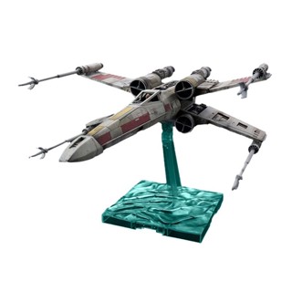 Bandai Star Wars 1/72 X-Wing Starfighter เครื่องบินขับไล่ดาว สีแดง หมายเลข โมเดลประกอบ Skywalker 5 ชิ้น