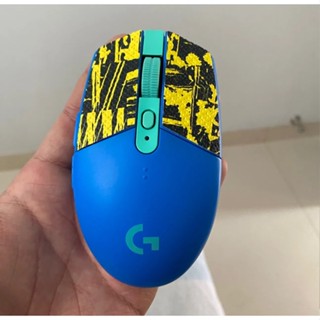 Suitable for Logitech G304 mouse anti-slip sticker G102 sweat-absorbing wear-resistant leather material film