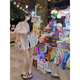เสื้อเชิ้ต ลายดอกไม้ ดอกกุหลาบ สีขาว 3/4 วัน เวลาจํากัด 20: 00 ลด 10% MC ตกแต่ง XUW5