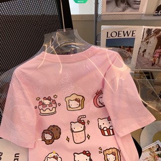 เสื้อยืดแขนสั้น เปิดไหล่ ทรงหลวม พิมพ์ลายการ์ตูน Sanrio Hello Kitty แบบสร้างสรรค์ แฟชั่นฤดูร้อน สําหรับผู้หญิง 2023