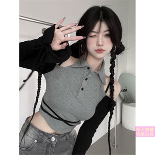 🔥สต็อกพร้อม🔥เสื้อครอปปาดไหล่แขนยาว เสื้อปาดไหล่ Xiaoxiang เสื้อทรงโปโล เอวแคบ ปักลายลูกไม้ สีดํา สีเทา สําหรับผู้หญิง