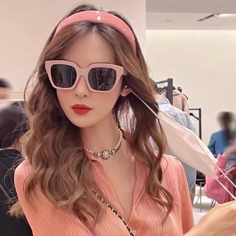 แว่นตากันแดด กรอบสี่เหลี่ยม ขนาดใหญ่ สีชมพูกุหลาบ แบบเรียบง่าย แฟชั่นสไตล์เกาหลี สําหรับผู้หญิง