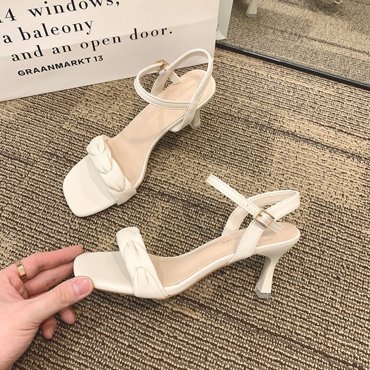Malaysia Ready Stock Summer Fashion One-line Sandals Stiletto Women 's Open-toed Sandals