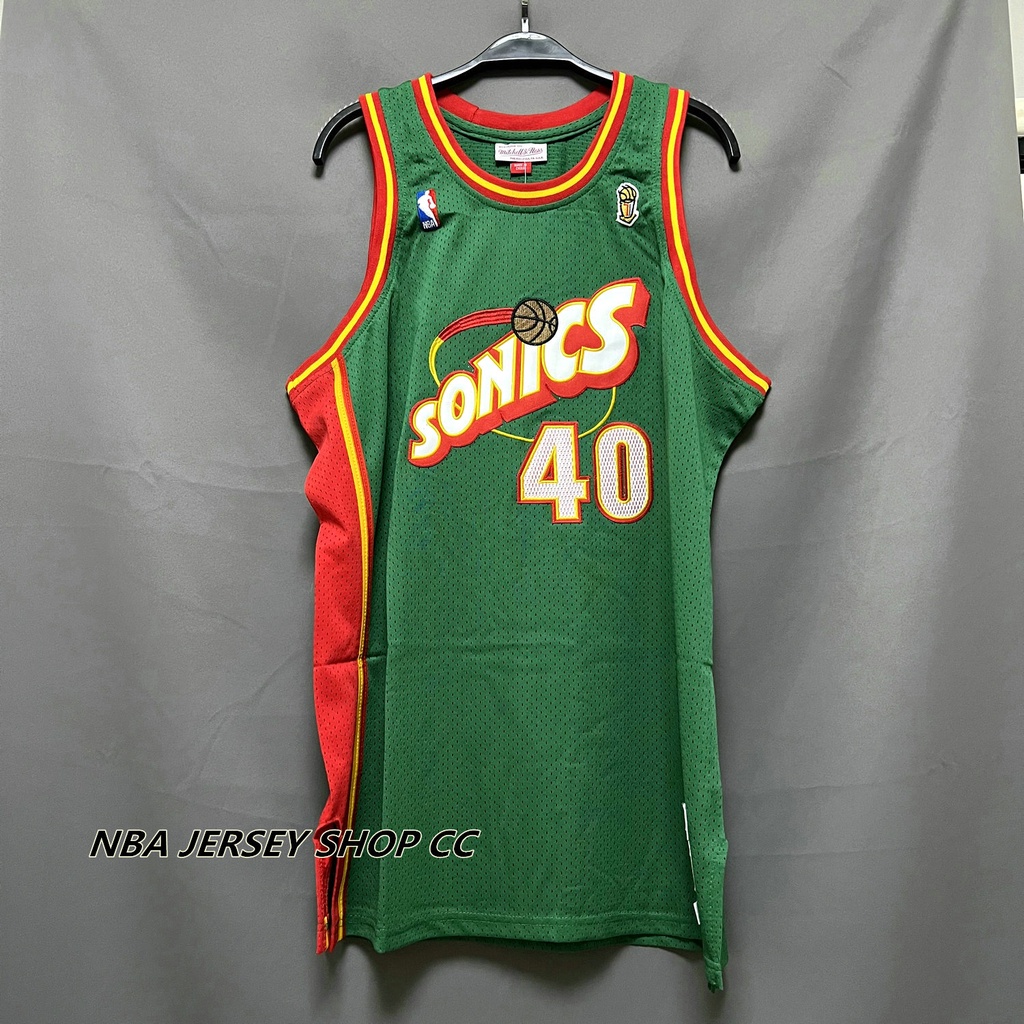 【Mitchell&amp;Ness】เสื้อกีฬาแขนสั้น ลายทีม NBA Seattle Sonics 40 Shawn Kemp 1995-96 สไตล์วินเทจ คลาสสิก สีเขียว สําหรับผู้ชาย