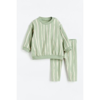 H&amp;M  Boy 2-piece sweatshirt set 1120653_1