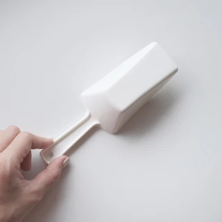 Omocha | Ice Scoop ที่ตักน้ำแข็ง ที่ตักแป้ง ที่ตักธัญพืช ที่ตักอาหารแห้ง (เซท 2 ชิ้น)