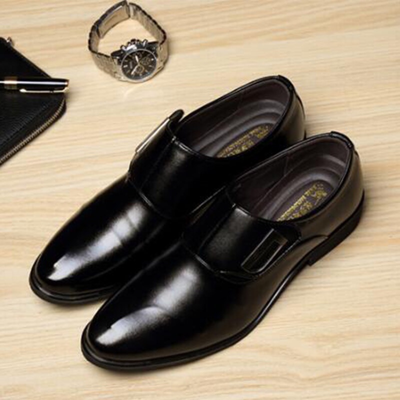 รองเท้าหนัง แหลม สีดำ ไซส์ 38-44 พร้อมส่ง