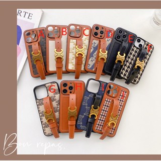 เคสโทรศัพท์มือถือ ลายการ์ตูนเซเลน พร้อมสายคล้องมือ สําหรับ iphone14 13 pro max 14 14pro 14plus 13 12 11 promax x xr xs max 7 8plus