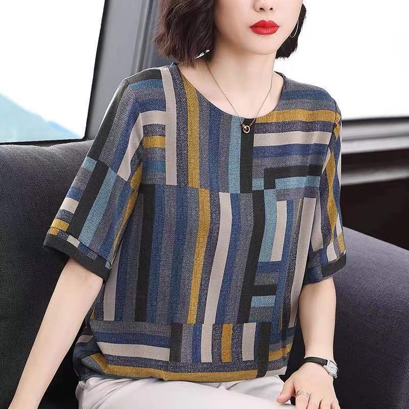 เสื้อยืดแขนสั้นลําลอง เข้ากับทุกการแต่งกาย แฟชั่นฤดูร้อน สําหรับผู้หญิง