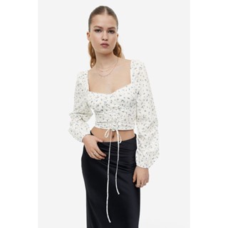 H&amp;M  Woman Lacing-detail poplin blouse 1134789_1