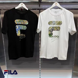 Fila ของแท้ 100% เสื้อยืดแขนสั้น ระบายอากาศ พิมพ์ลายแนวสตรีท แฟชั่นสําหรับผู้ชาย