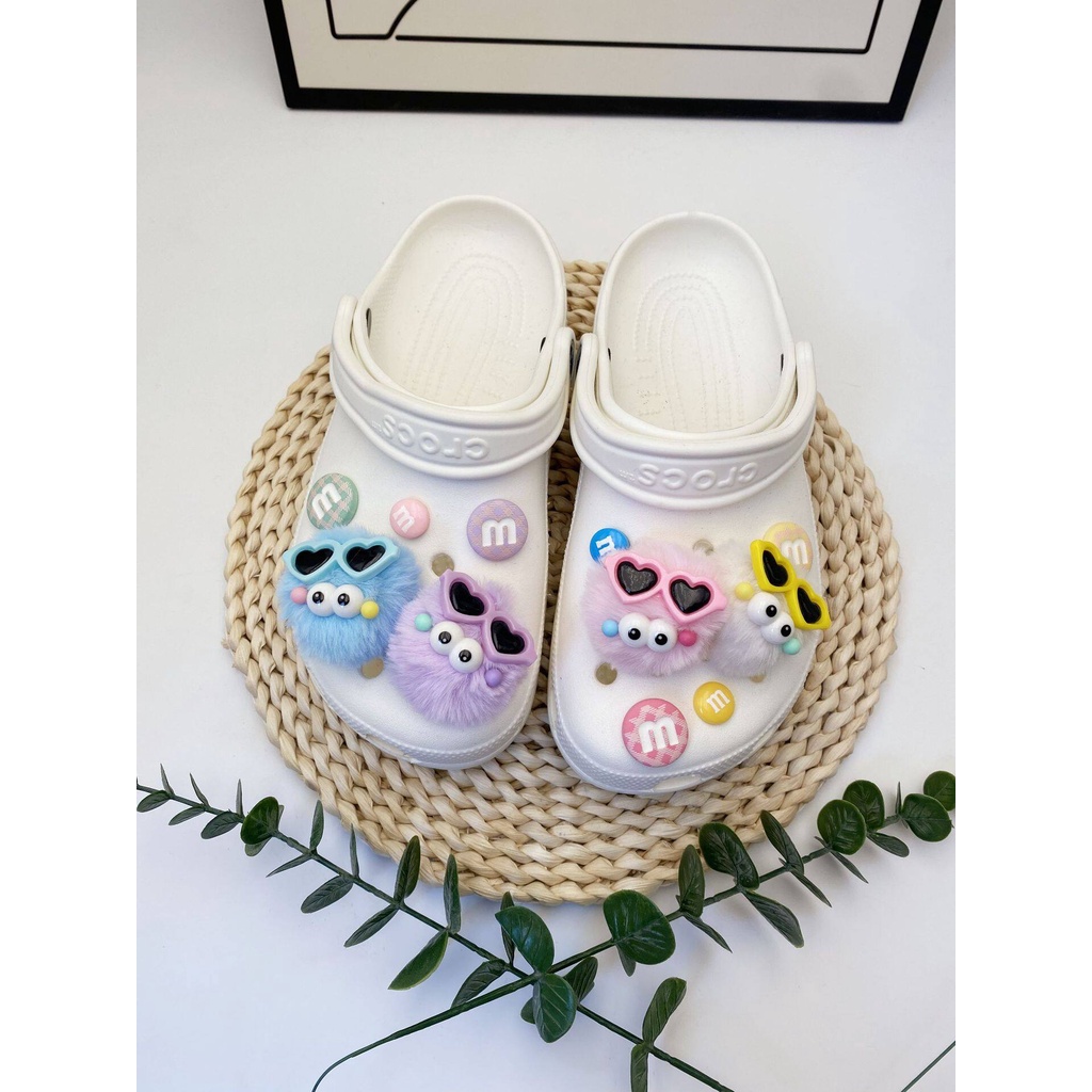 Crocs Jibbitz จี้ลูกบอลขนเฟอร์ 3D ถอดออกได้ อุปกรณ์เสริม สําหรับรองเท้า Crocs DIY
