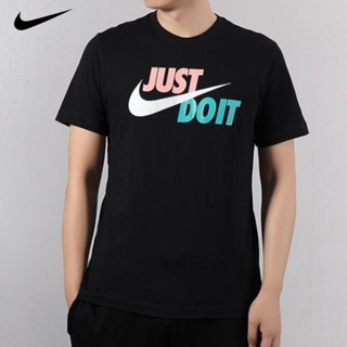 Nike เสื้อยืดลําลอง แขนสั้น คอกลม ระบายอากาศ เหมาะกับการเล่นกีฬา สําหรับผู้ชาย ผู้หญิง AR5007-010-013-102