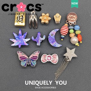 Jibbitz crocs charms หัวเข็มขัดโลหะ รูปดอกไม้ สร้างสรรค์ อุปกรณ์เสริม สําหรับตกแต่งรองเท้า crocs 2023