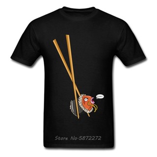 เสื้อยืด พิมพ์ลายการ์ตูนญี่ปุ่น Magikarp Sushi Fish สําหรับผู้ชาย