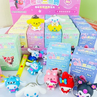 SANRIO พวงกุญแจ จี้ตุ๊กตาการ์ตูน Hello Kitty Kuromi Cinnamoroll น่ารัก สุ่มสี สําหรับตกแต่งเครื่องประดับ 1 ชิ้น