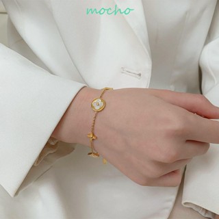 Mocho สี่ใบโคลเวอร์ สร้อยข้อมือบุคลิกภาพ ปรับได้ เปลือกหอย โลหะ โซ่มือ เครื่องประดับ ของขวัญ เหล็กไทเทเนียม สไตล์เกาหลี สร้อยข้อมือ