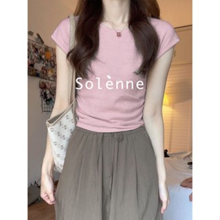 Solenne  เสื้อครอป เสื้อยืดผู้หญิง ครอป baby tee สาวเรโทร 2023 NEW Style สบาย สวย ทันสมัย ทันสมัย A29J1ID 36Z230909