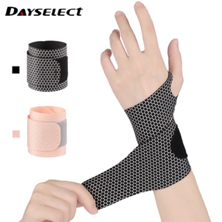 Dayselect สายรัดข้อมือ สายรัดข้อมือ แบบปรับได้ สายรัดข้อมือกีฬา ยิม สายรัดข้อมือ ป้องกันโรคบาดเจ็บ ระบายอากาศ สายรัดข้อมือเพื่อความปลอดภัย 1 ชิ้น