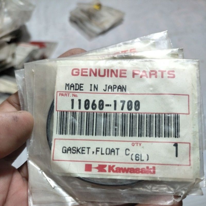 Kawasaki Kaze คาร์บูเรเตอร์บรรจุส่วน 11060-1700 MADE IN JAPAN YES CDP PASURUAN