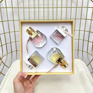 (30ml * 4) Chloe perfume sample set of four ชุดตัวอย่างน้ําหอม Chloe Little Pig Bun Love Story ติดทนนาน 4x30 มล.